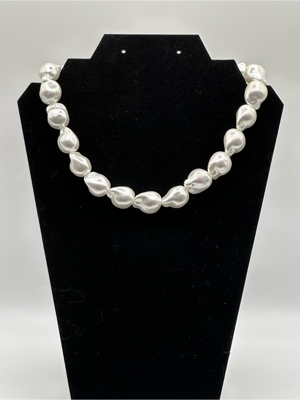 Oversized Faux Baroque Pearl Necklace Gold Tone Extender Statement Choker